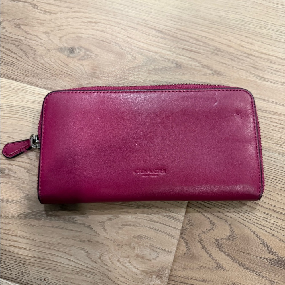 Coach Pac-man Wallet - Picture 2 of 4